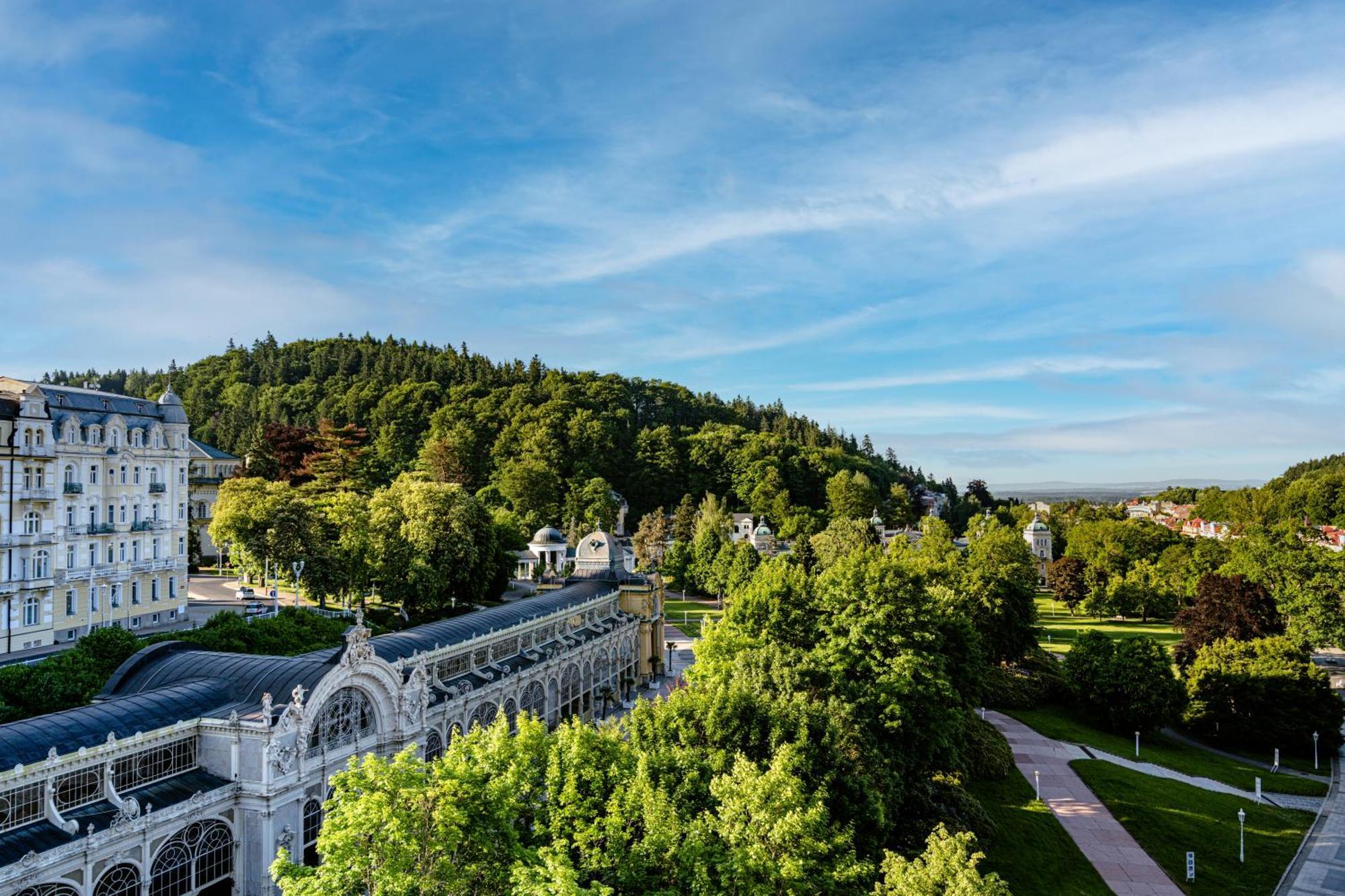 Falkensteiner Spa Resort Marianske Lazne Exterior photo