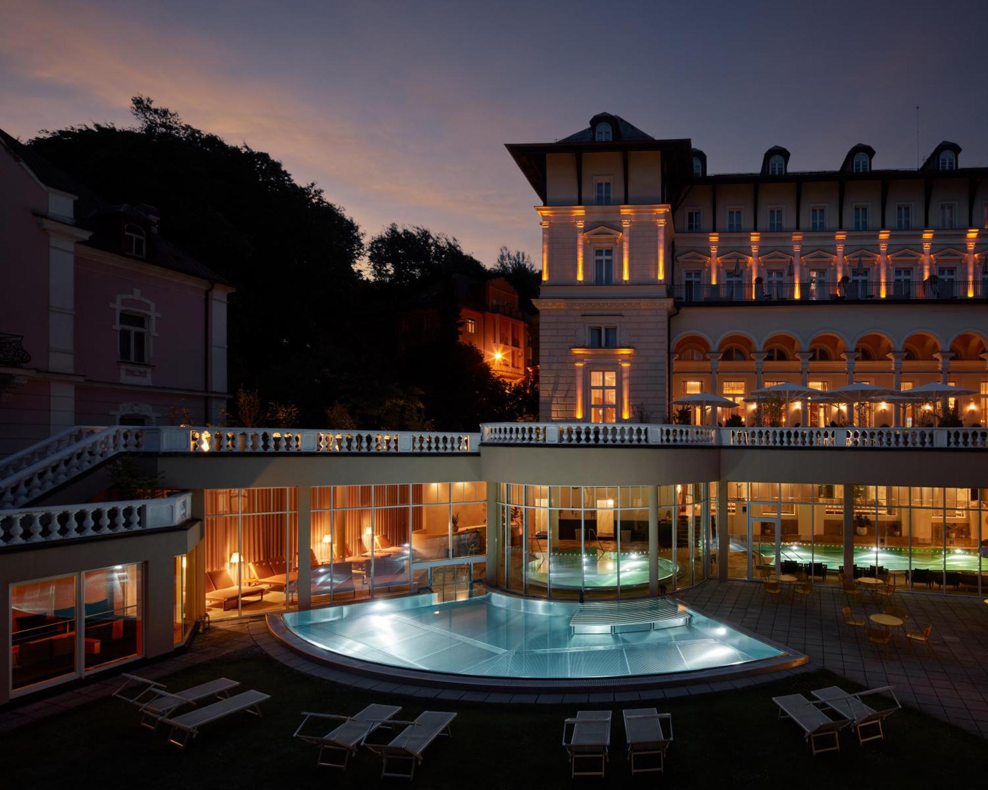 Falkensteiner Spa Resort Marianske Lazne Exterior photo